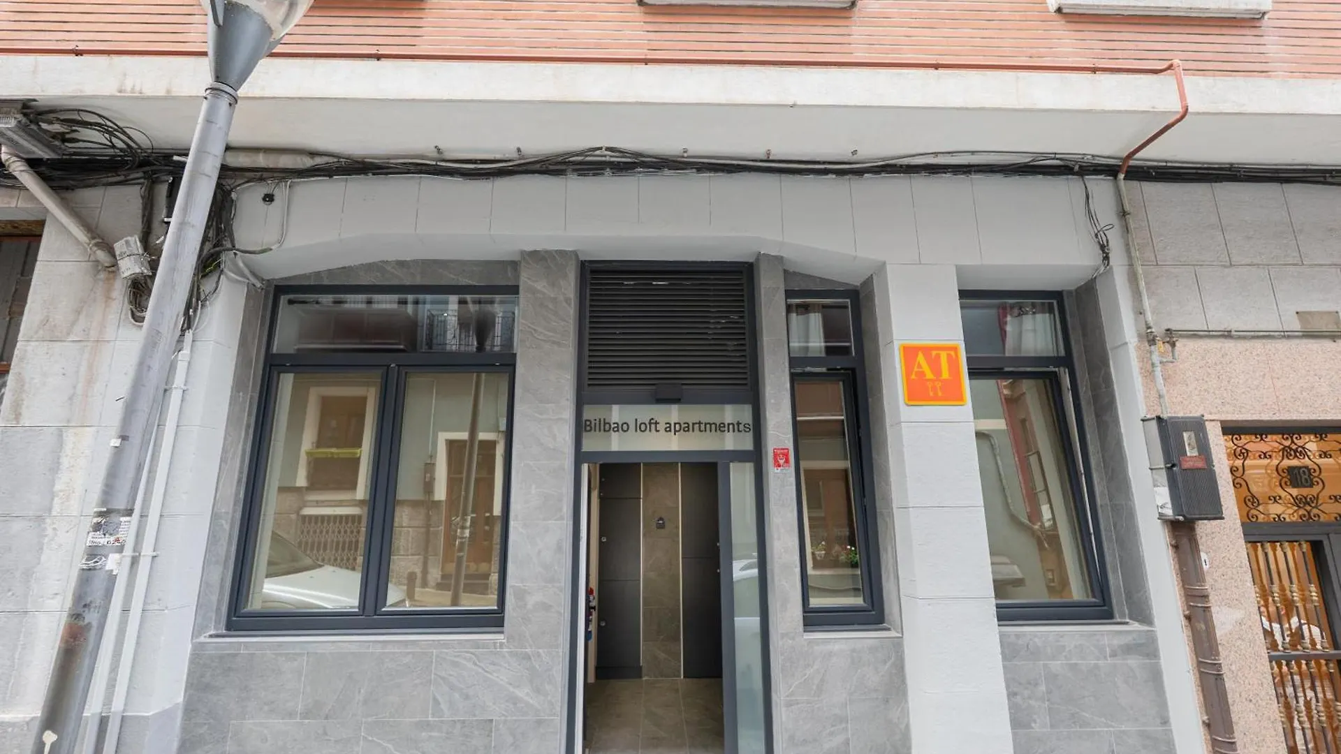 Bilbao Loft Apartments 0*,